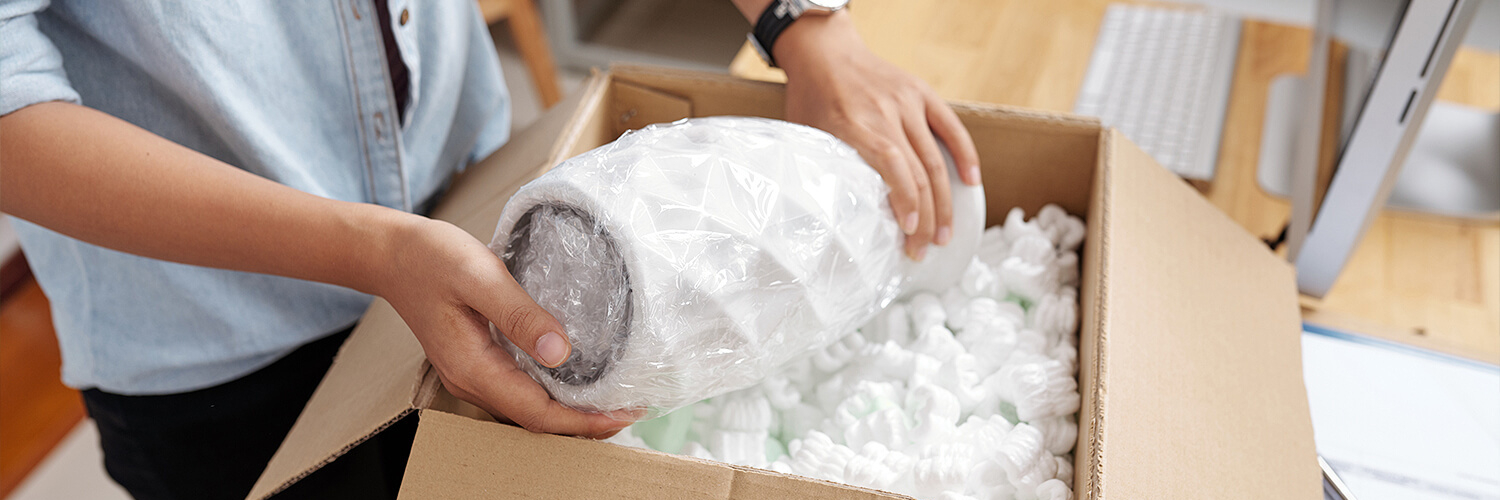 How to pack fragile items: banner image